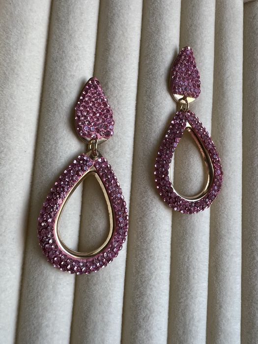 Nowe kolczyki (różowy diament)