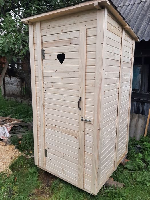 Продам садові туалети