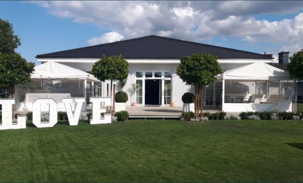 Podświetlany napis LOVE