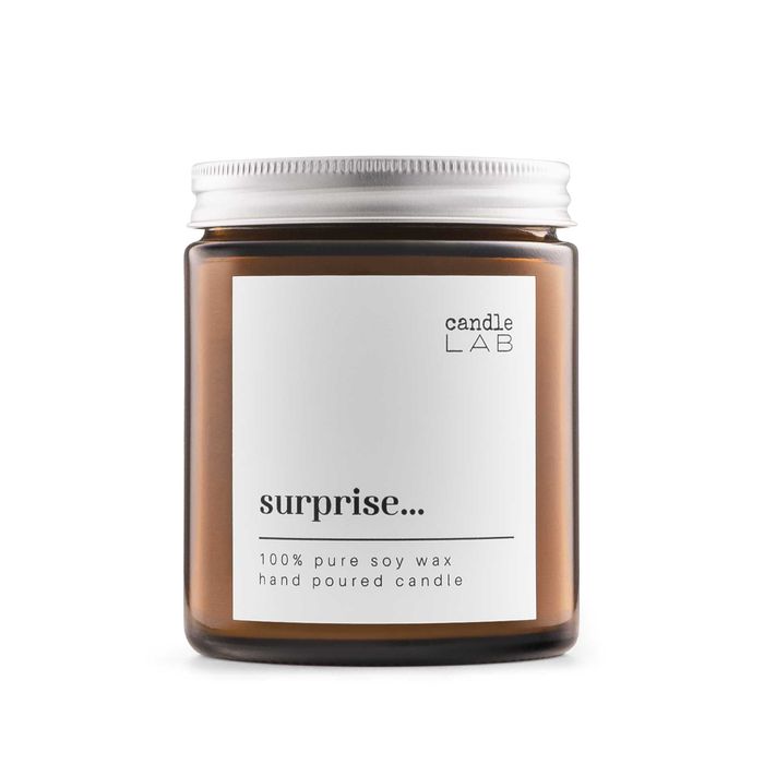 Surprise - sojowa świeca zapachowa candleLAB - 180ml