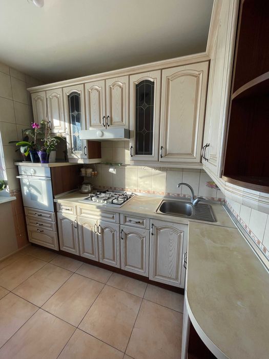 Здається  двух кімнатна  квартира масив Радужний