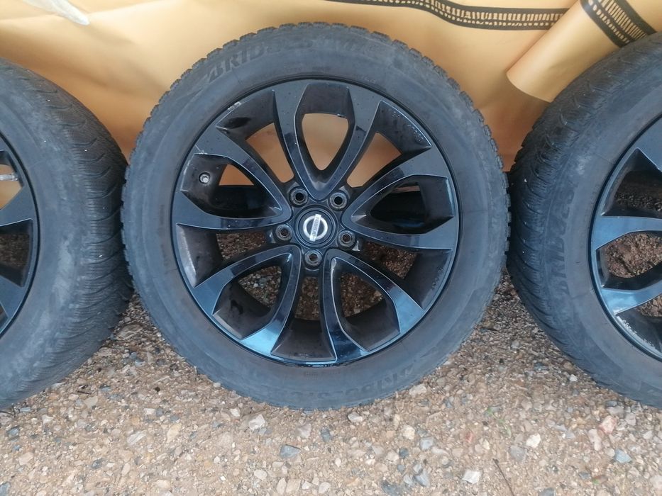 Jantes+ pneus furacão 5/114