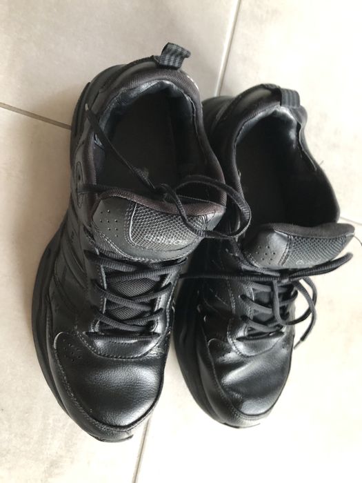 Кросівки чоловічі Adidas Strutter 44 розміру