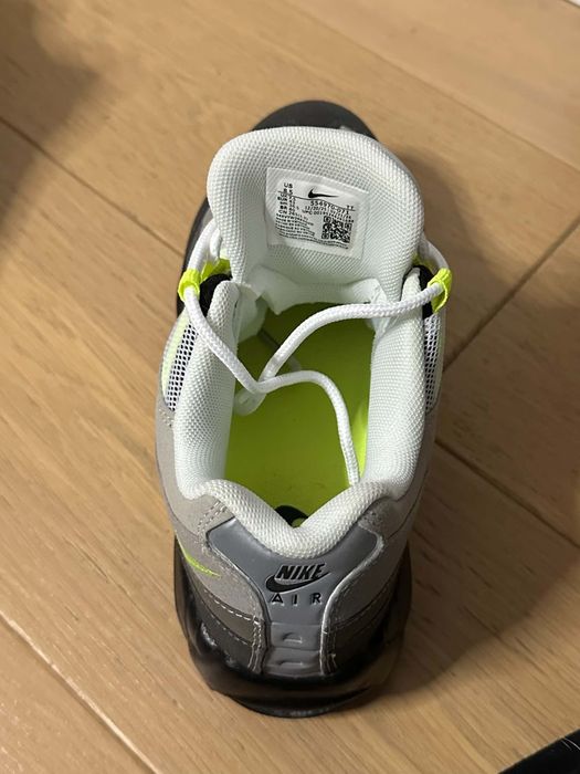 Air max 95 neon 42 rozmiar
