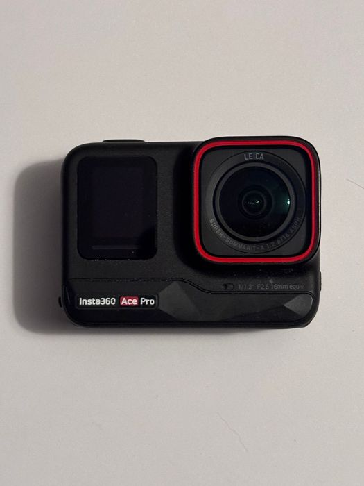 Insta 360  Ace Pro zestaw jak ze sklepu