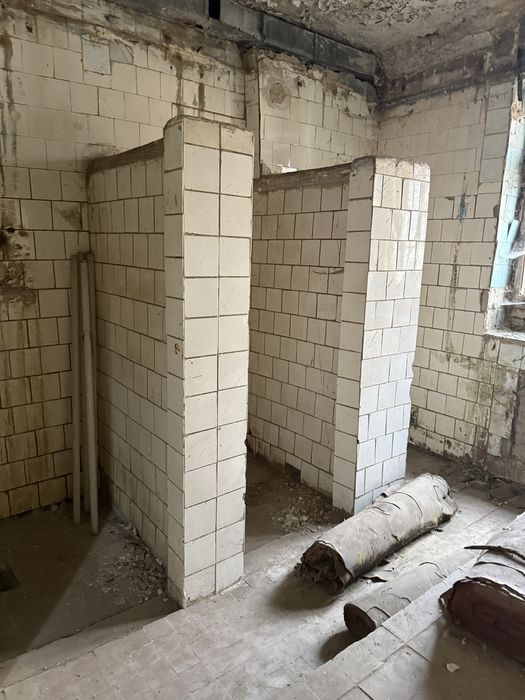 Комерційне приміщення(колишня баня) м.Мостиська , центральна частина