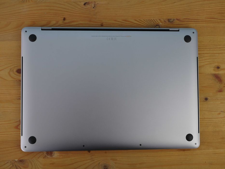 MacBook Pro 16 2019r, i9, 32 GB RAM, 1 TB SSD, Space Gray