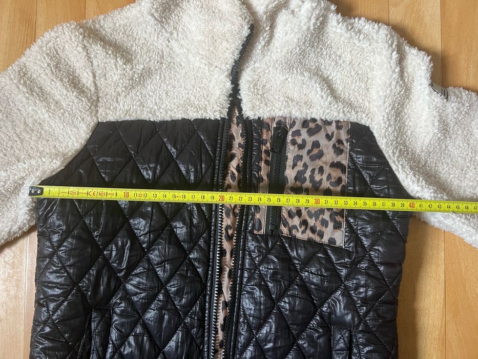 Bluza, kurtka czarno - biała