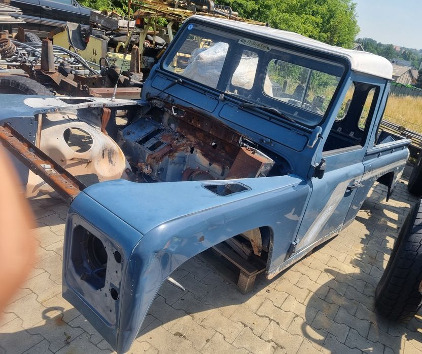 Land Rover Defender 90 Pickup RHD