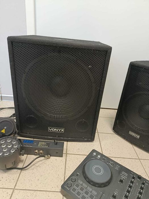 Syndyk sprzeda sprzęt do obsługi imprez