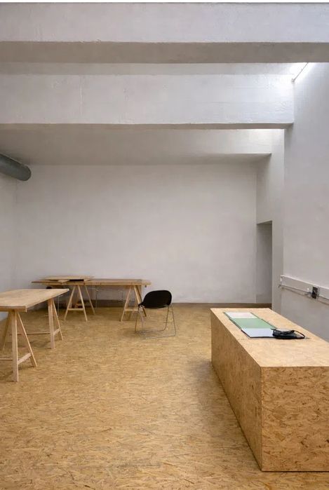 Arrenda-se armazém ou estudio