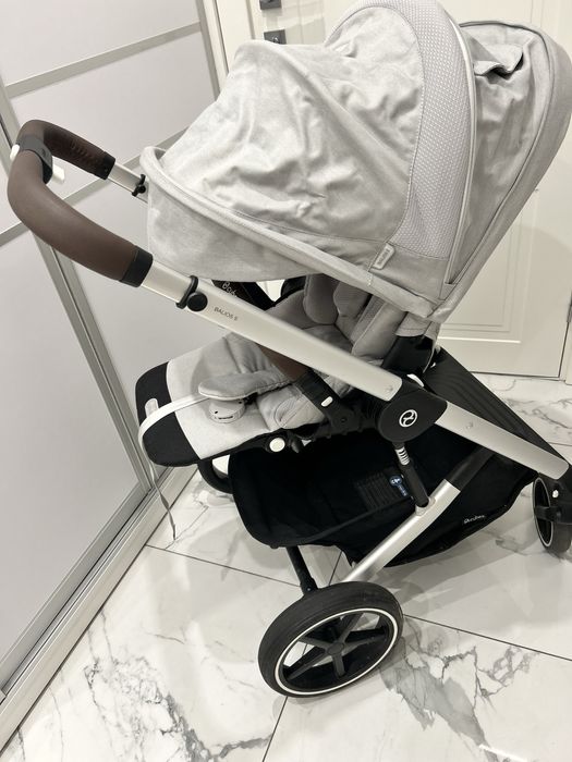 cybex balios s lux 2024