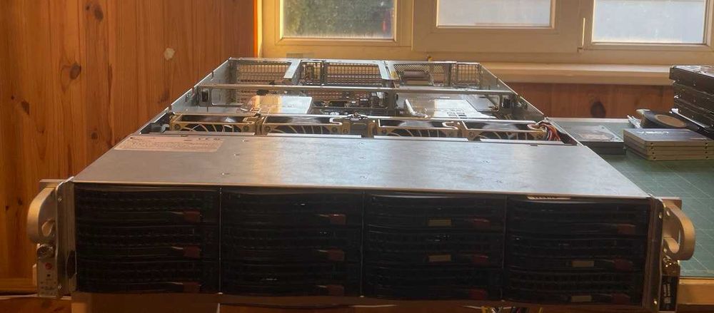 Сервер Supermicro CSE-829U 12х3,5 SAS3 4х NVME + X11DPU