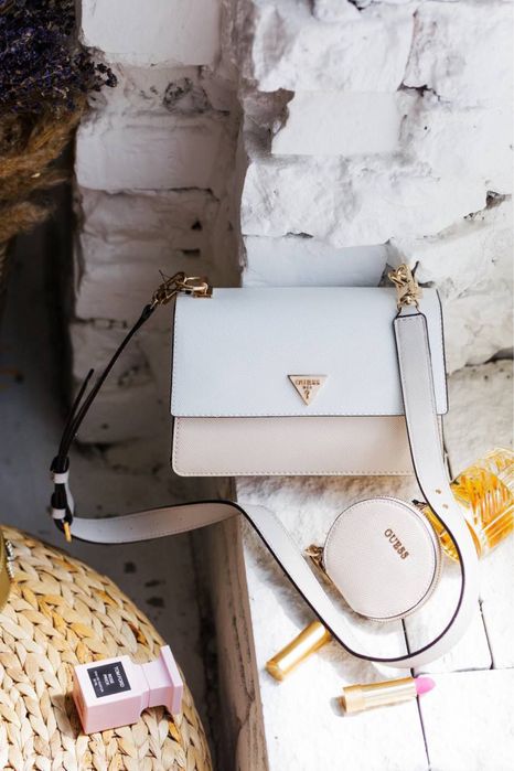 Оригінальні Сумочки Guess