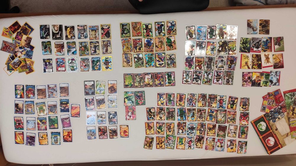 Kolekcja kart Lego Ninjago / inne składająca się z 140 kart Radom