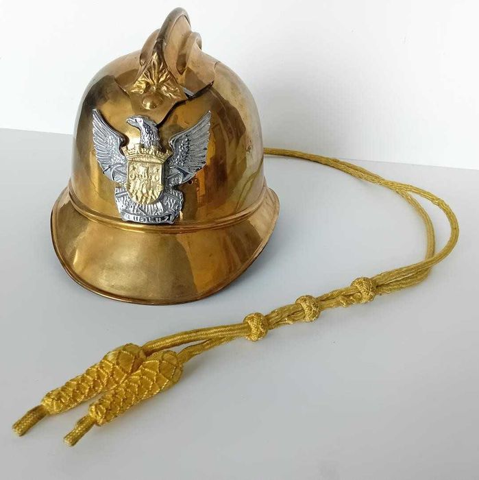 Capacete de Oficial de Cavalaria da GNR