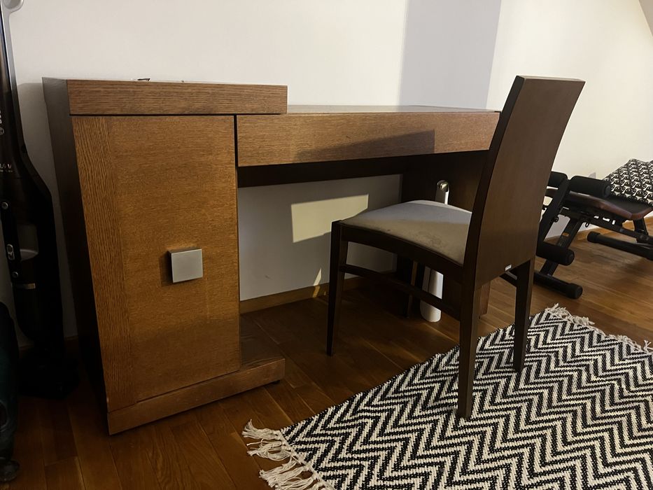 Komoda toaletka krzeslo paged