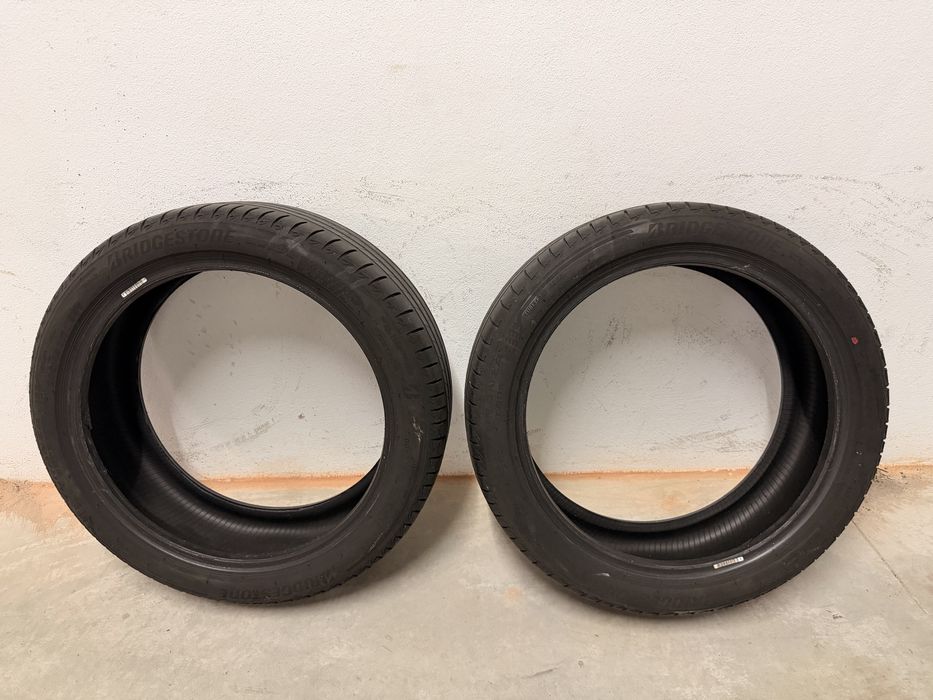 2 Pneus Bridgestone 205/45 R17 84V