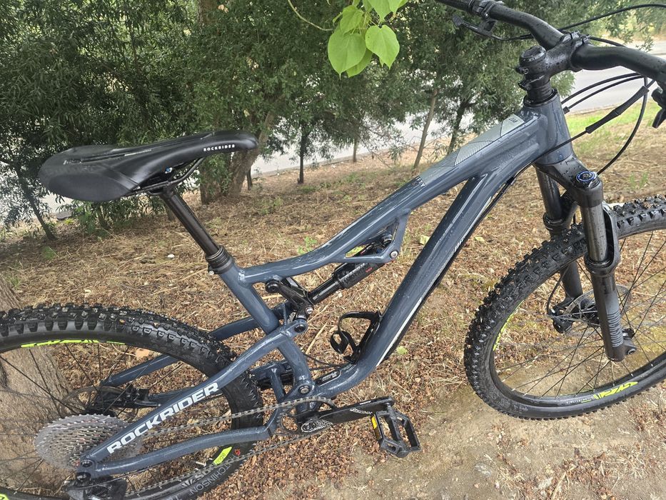 Btt 27.5 m semi nova 12x1v com rock shox