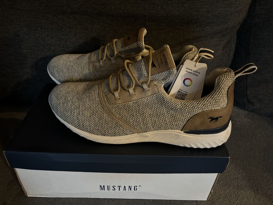 Buty męskie Mustang r.44