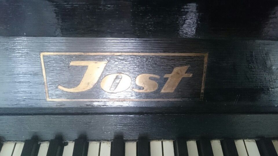 Pianino sprzedam