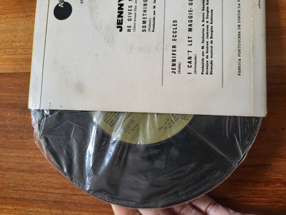 Disco Vinil | "He Gives Me Love (La, La, La)", Jenny Maynard