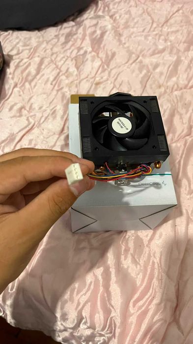 Cooler CPU DeepCool com Tubos de Cobre (Como Novo) – Silencioso e Eficiente