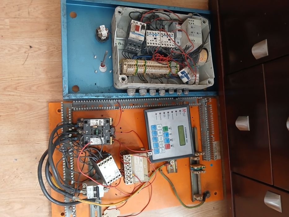 Skrzynka elektryczna do sprezarki