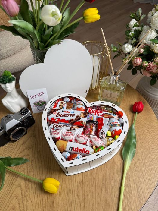 Подарунковий бокс у вигляді Серця  великий вибір