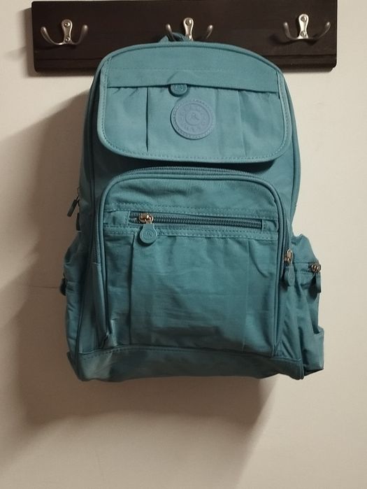 Wytrzymały i stylowy plecak Or&Mi dla kobiet ,wiele kieszeni