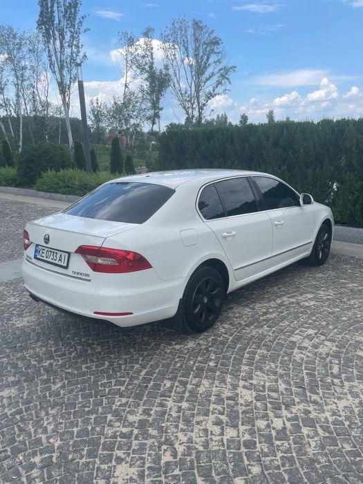 Шкода Суперб 1,8