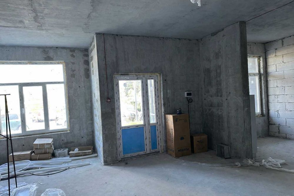 Здам комерційне приміщення 78 м.кв на 1 пов житл. будинку. Бровари