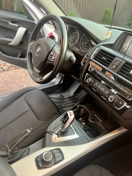 Bmw 118i 2017 року