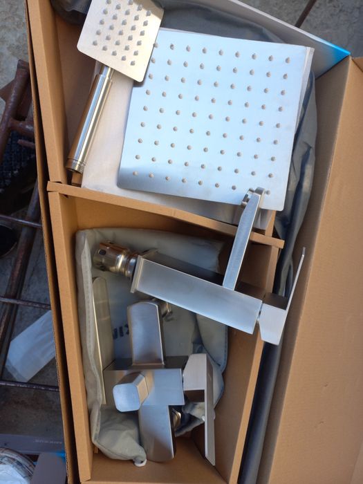 СУПЕР НАБОР! Душевая стойка со смесителем и смеситель для умывальника