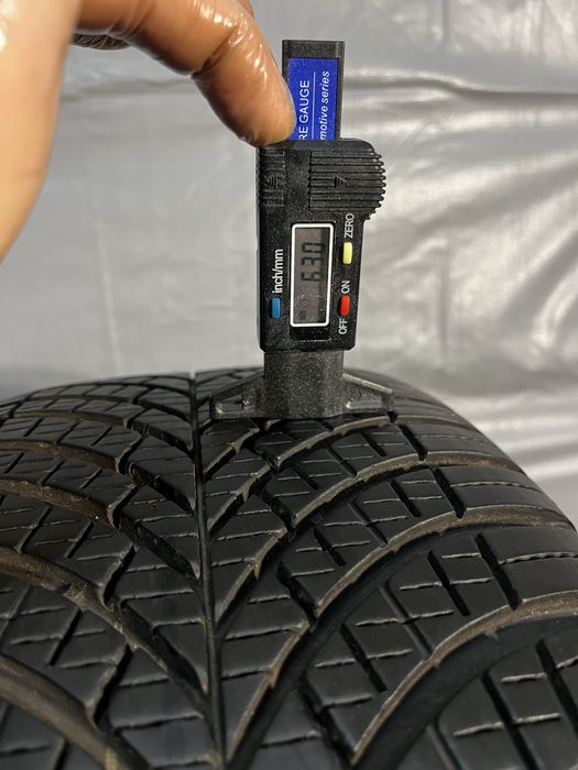 235/55R17 Opony całoroczne Goodyear Vector 2szt (1122)