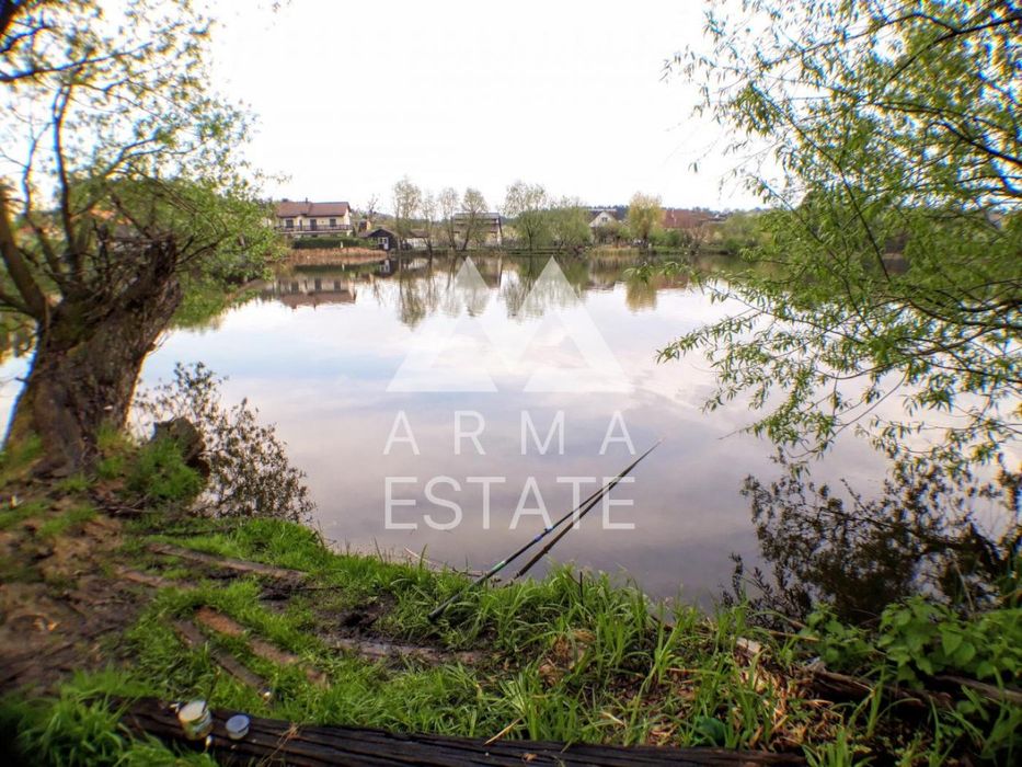 Продаж, 17 соток ділянка, будинок ,вул. Сахравська, Крюківщина, вихід на воду, озеро, на березі