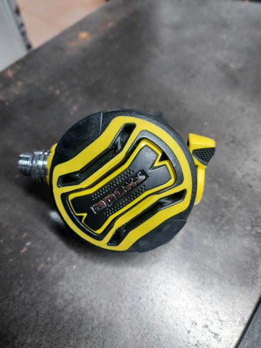 Apex XTX40 como novo