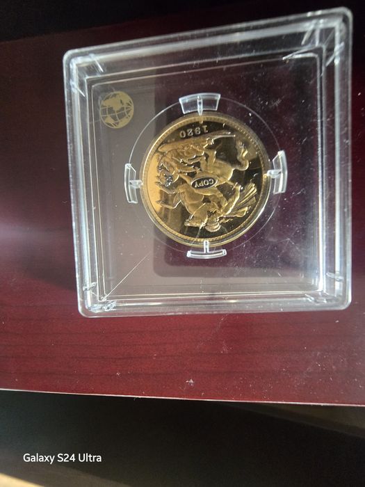 Srebrna replika suweren australijski.Moneta