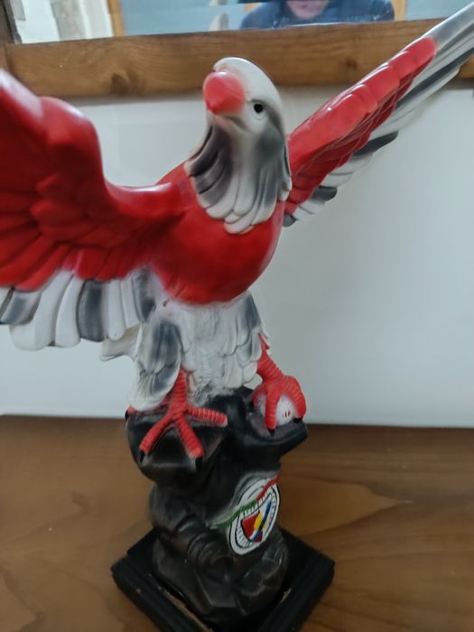 Eagle Victory in Ceramic430180313418977281