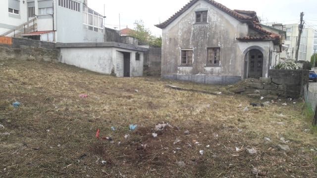 Oportunidade Única: 2 Lotes de Terreno em Águas Santas (Maia)