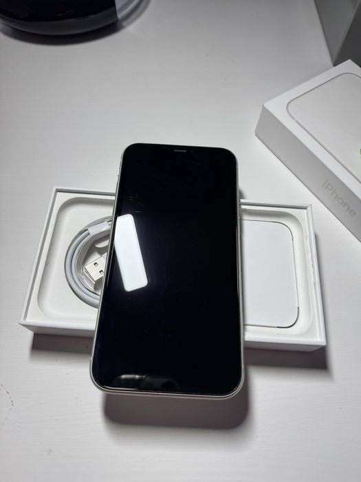 IPhone 11 biały 64 GB Świdnica • OLX.pl