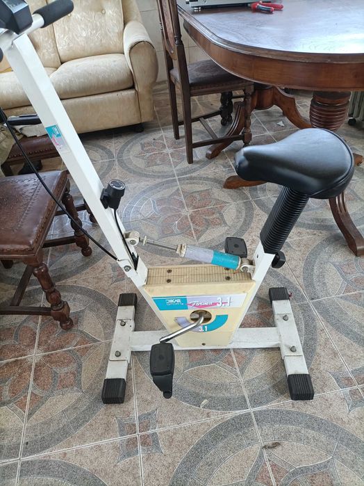 Bicicleta de ginástica