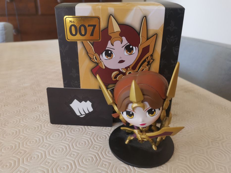 League of legends Leona figurine colecionável