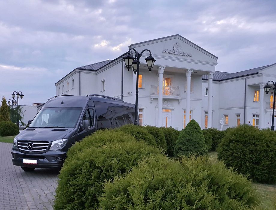 Przewozy Pracownicze Przewóz Osób Wynajem Busów