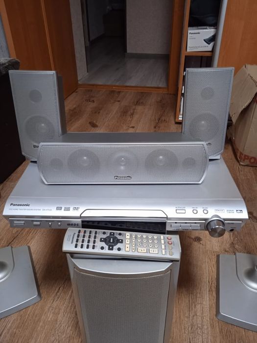 Продам домашній кінотеатр 5.1 Panasonic SA - HT535