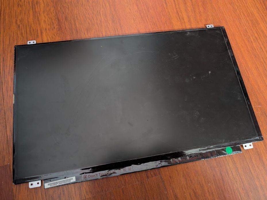 Матрица 15.6 1366*768 40pin B156XW04 V.6