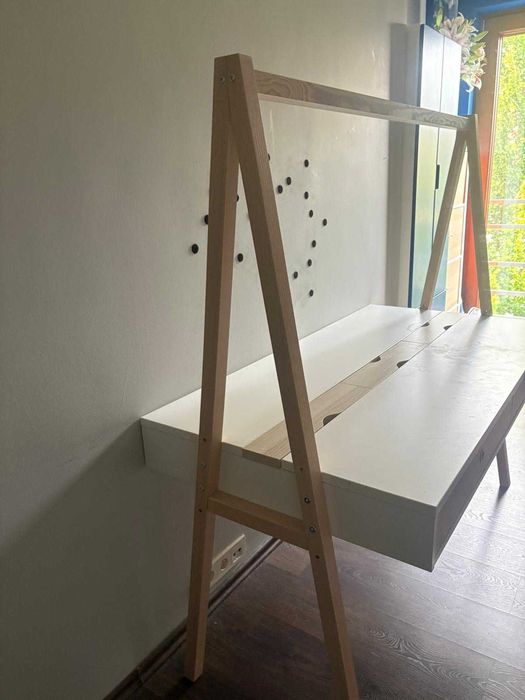 Biurko firmy VOX Spot Young