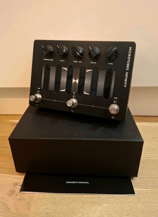 Darkglass Microtubes Infinity preamp/DI/Cab sim do basu