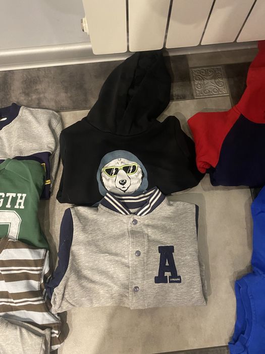 Bluzy chłopięce rozmiar 122