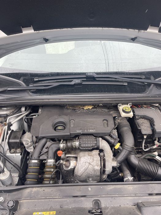 Автомобіль citroen c4